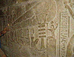 Wandrelief in Dendera